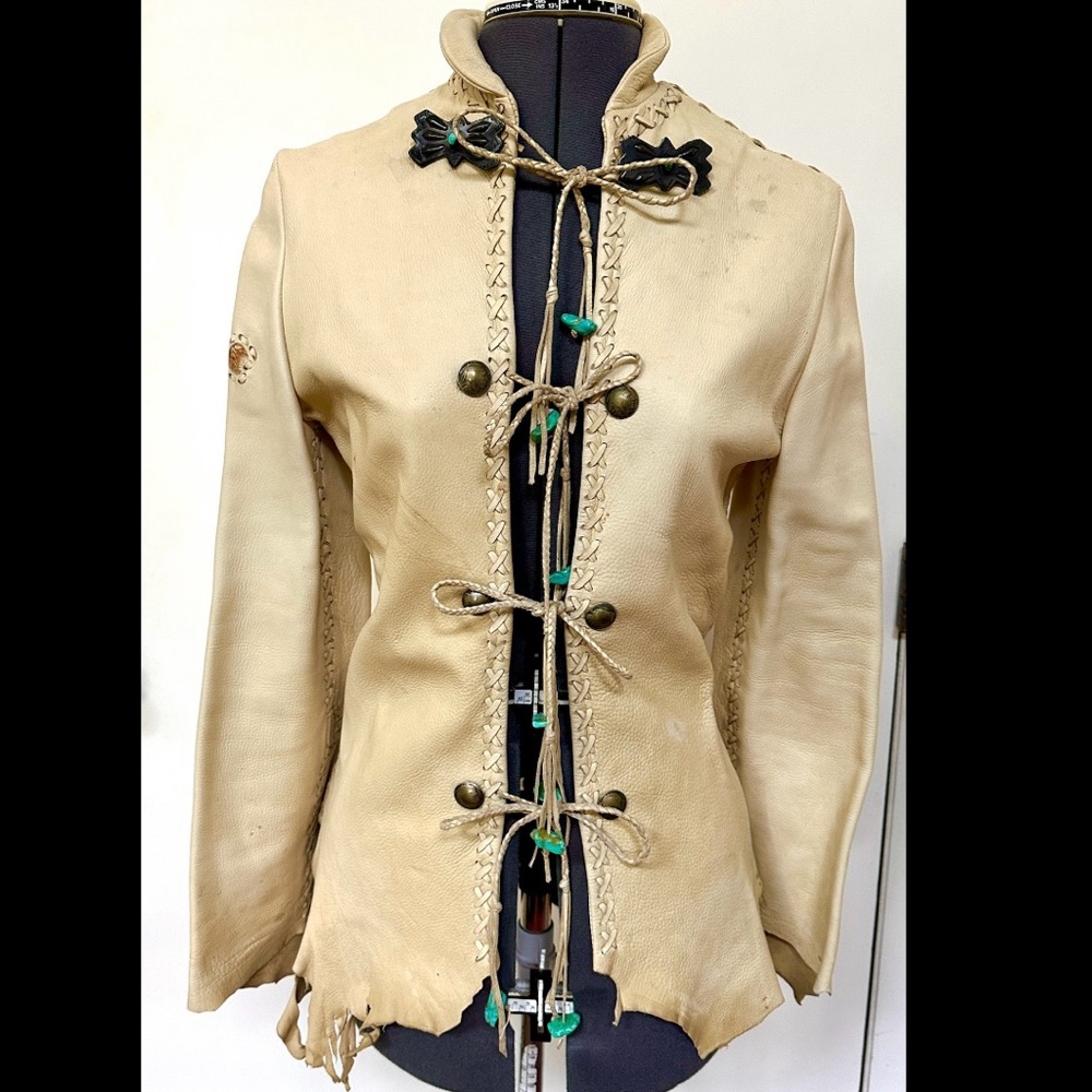VINTAGE 1970s LADIES BUCKSKIN LEATHER JACKET SILVER TURQUOISE BUFFALO NICKELS XS